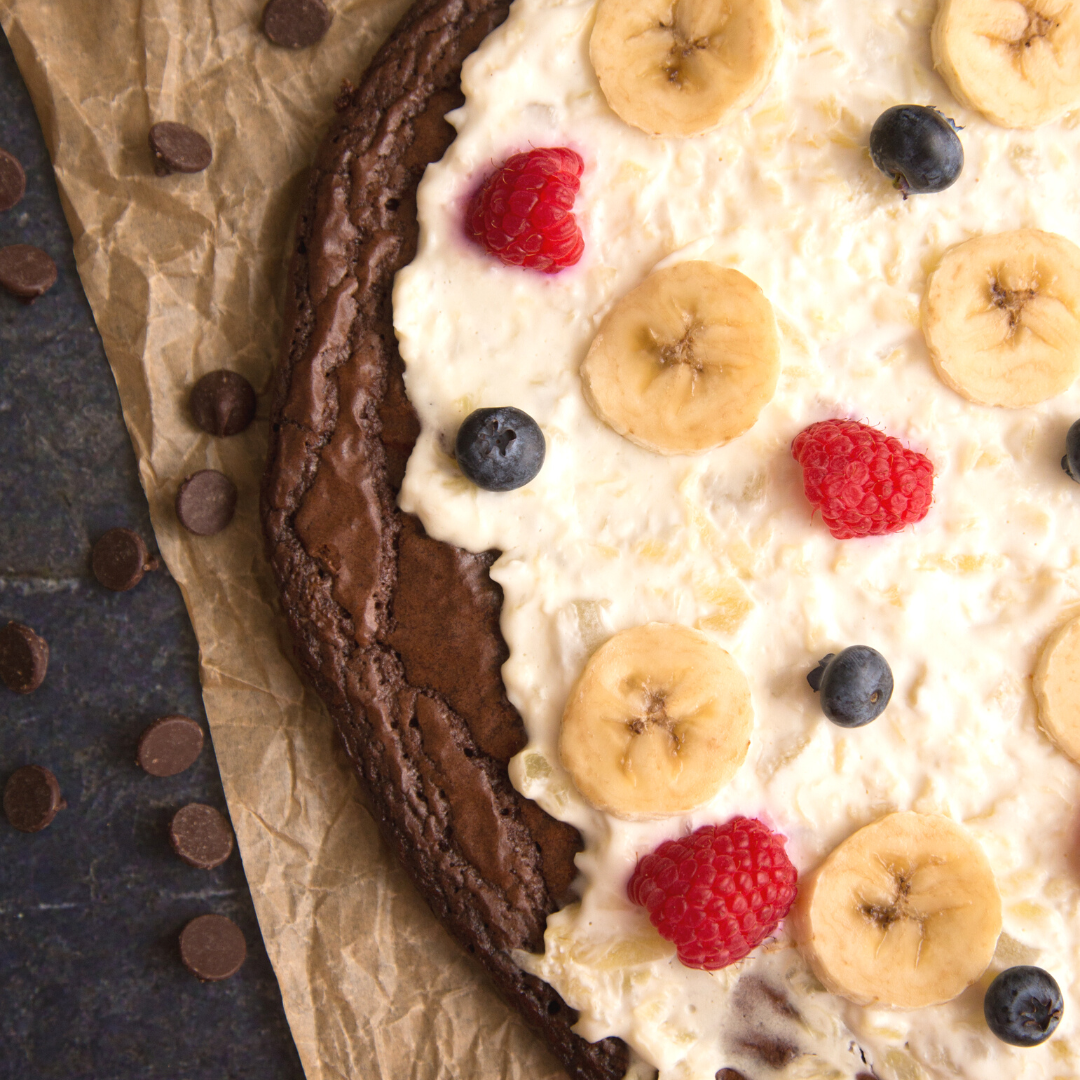 Banana Split Brownie Pizza